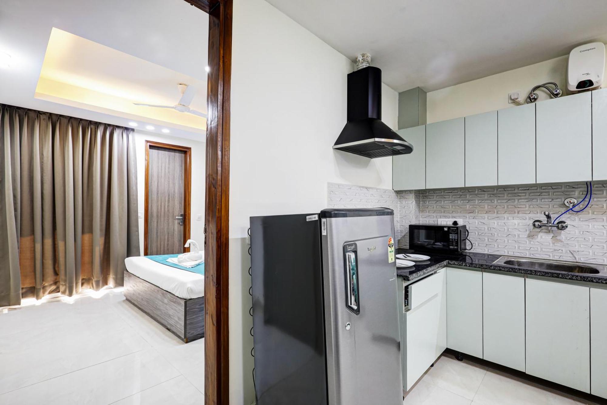 1Bhk Suites Opp Marriott - Huda City Centre Gurgaon Exterior foto